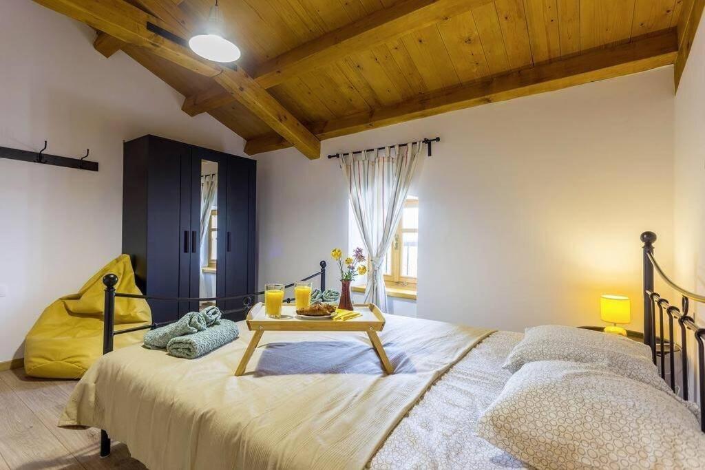 Вилла House Kristina **** Burici Экстерьер фото